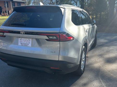 Used 2026 Toyota Grand Highlander AWD Hybrid image 5
