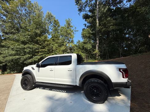 Used 2020 Ford F150 Raptor w/ Equipment Group 802A Luxury image 2