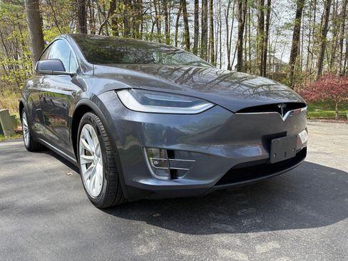 Used 2020 Tesla Model X AWD/4WD image 31
