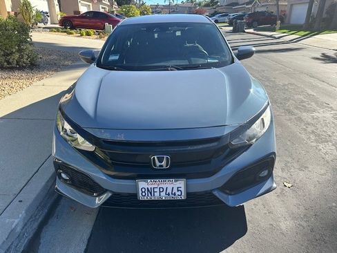 Used 2019 Honda Civic Sport image 2