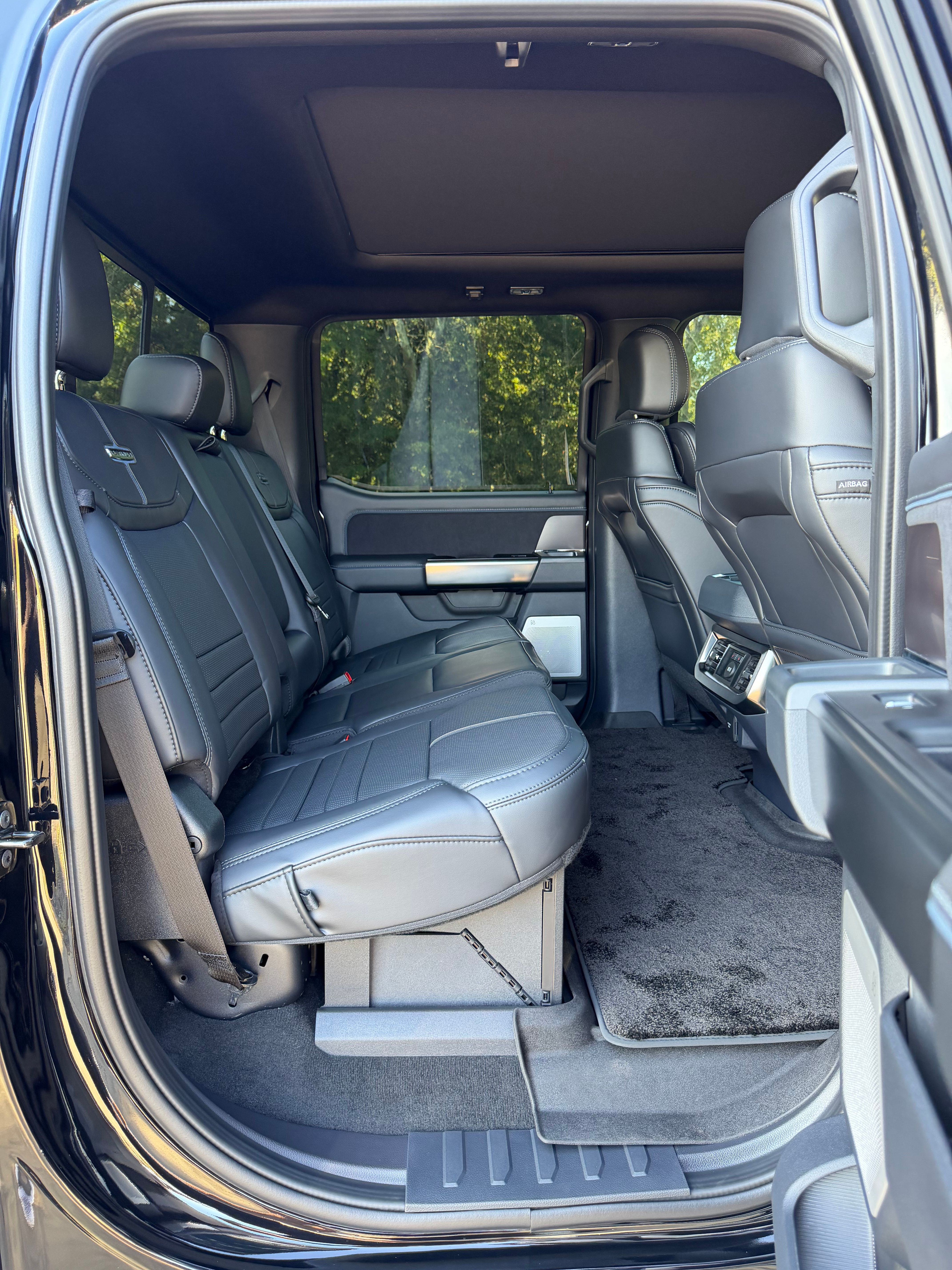 Used 2026 Ford F250 Platinum AWD/4WD image 29