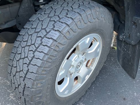 Used 2012 Toyota Tacoma 4x4 Double Cab w/ SR5 Pkg image 36