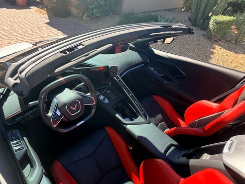 Used 2024 Chevrolet Corvette Z06 image 12