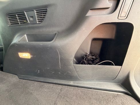 Used 2018 Ford Edge SEL w/ Equipment Group 201A image 24