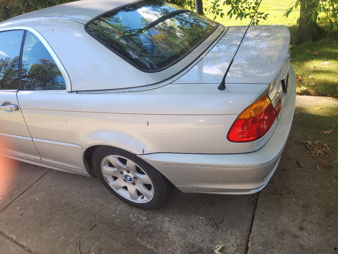 Used 2001 BMW 325Ci Convertible RWD image 4
