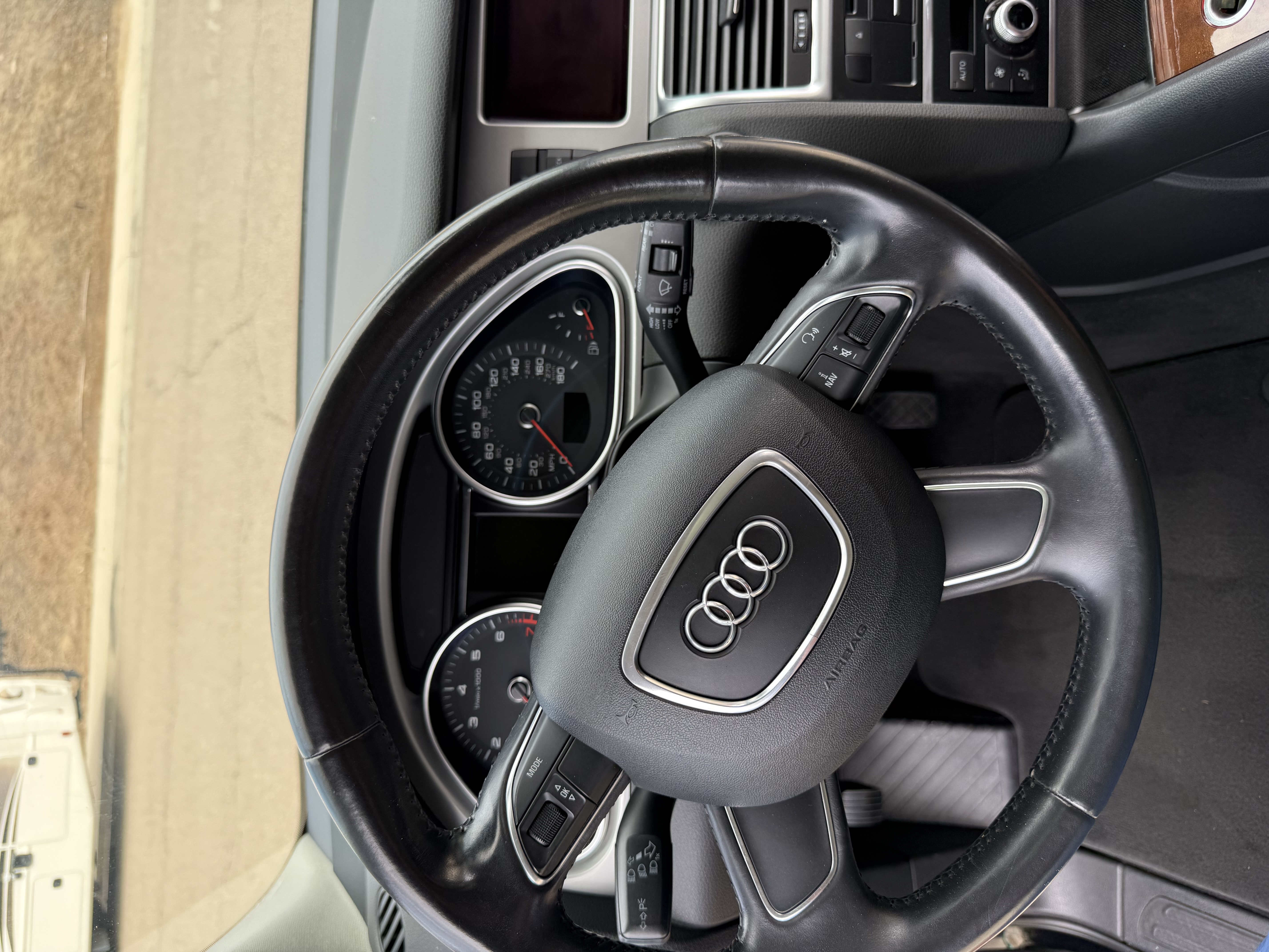 Used 2013 Audi Q7 3.0T Premium Plus AWD/4WD image 10