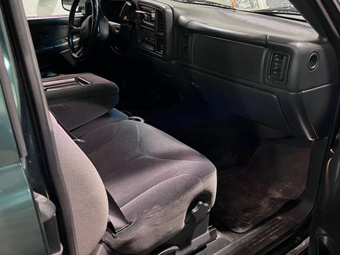 Used 2002 GMC Sierra 1500 2WD Extended Cab image 17