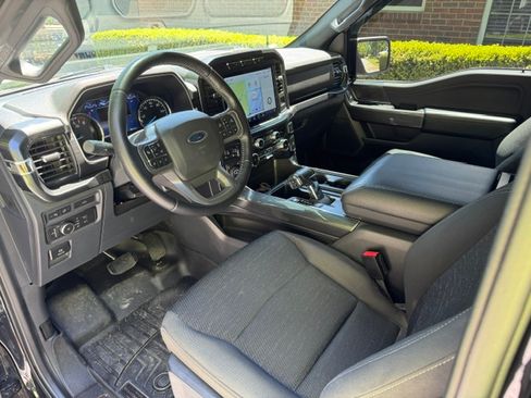 Used 2022 Ford F150 XLT w/ Equipment Group 302A High AWD/4WD image 13