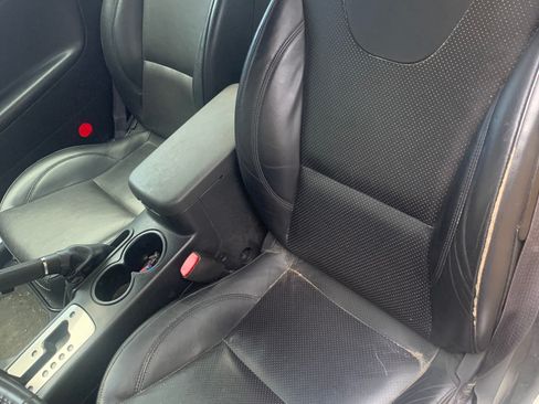 Used 2007 Pontiac G6 GT w/ Sport Package image 4