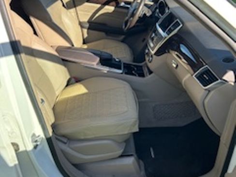 Used 2013 Mercedes-Benz ML 350 2WD image 6