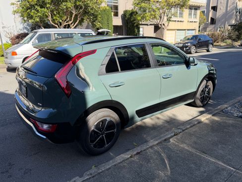 Used 2026 Kia Niro FWD image 5