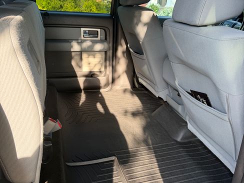 Used 2011 Ford F150 XLT w/ XLT Chrome Pkg AWD/4WD image 10