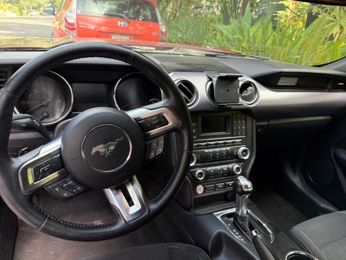 Used 2017 Ford Mustang GT image 9