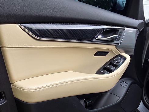 Used 2020 Cadillac CT5 Premium Luxury AWD/4WD image 6