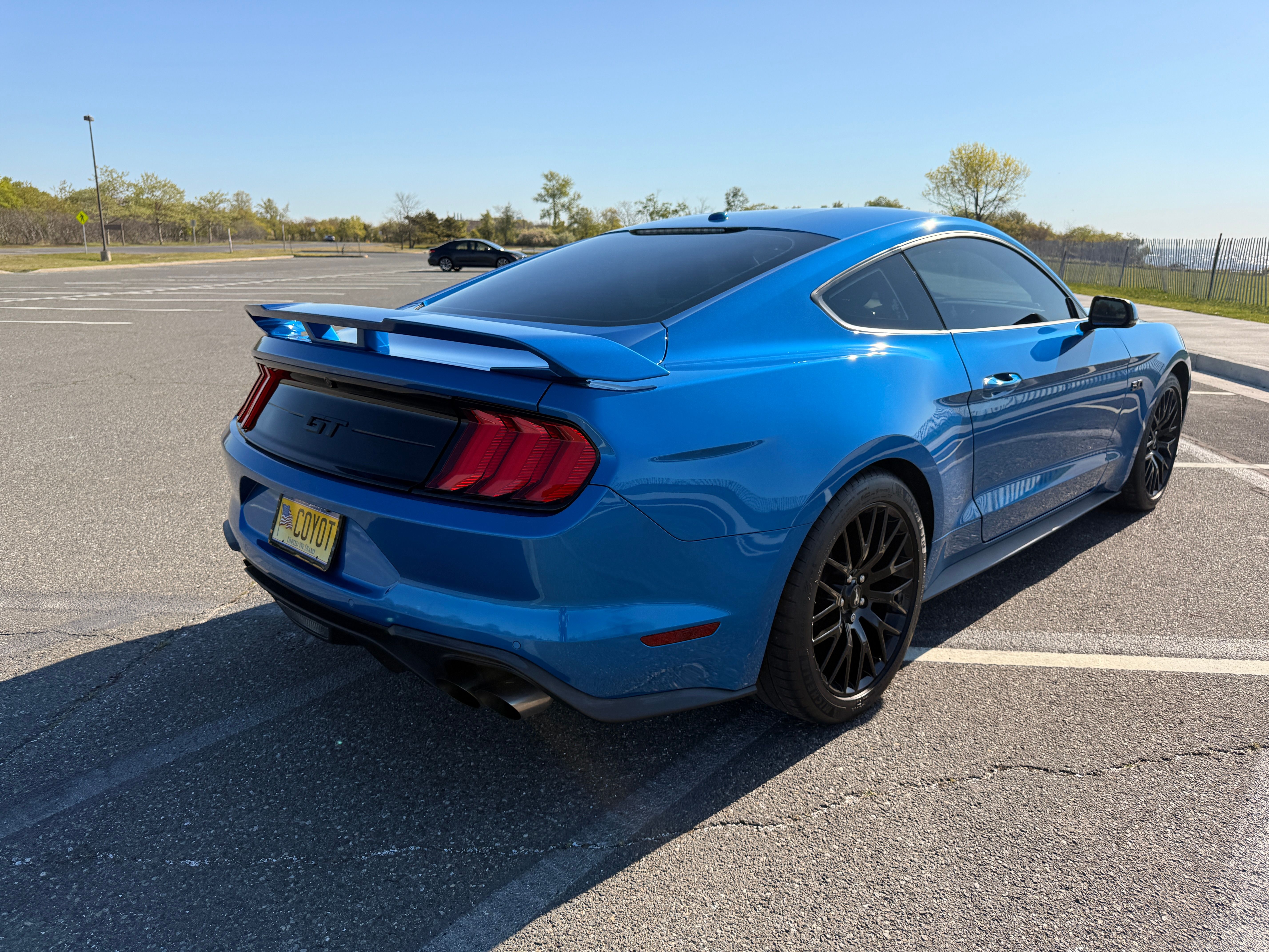 Used 2019 Ford Mustang GT Premium w/ GT Performance Package RWD image 8