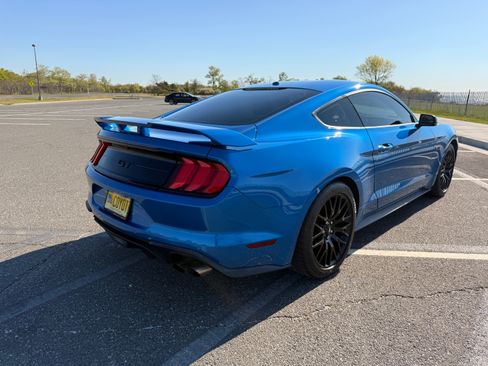 Used 2019 Ford Mustang GT Premium w/ GT Performance Package RWD image 8