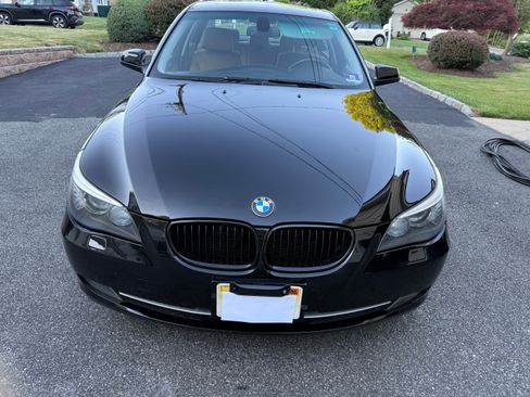 Used 2010 BMW 535i xDrive Sedan AWD/4WD image 1