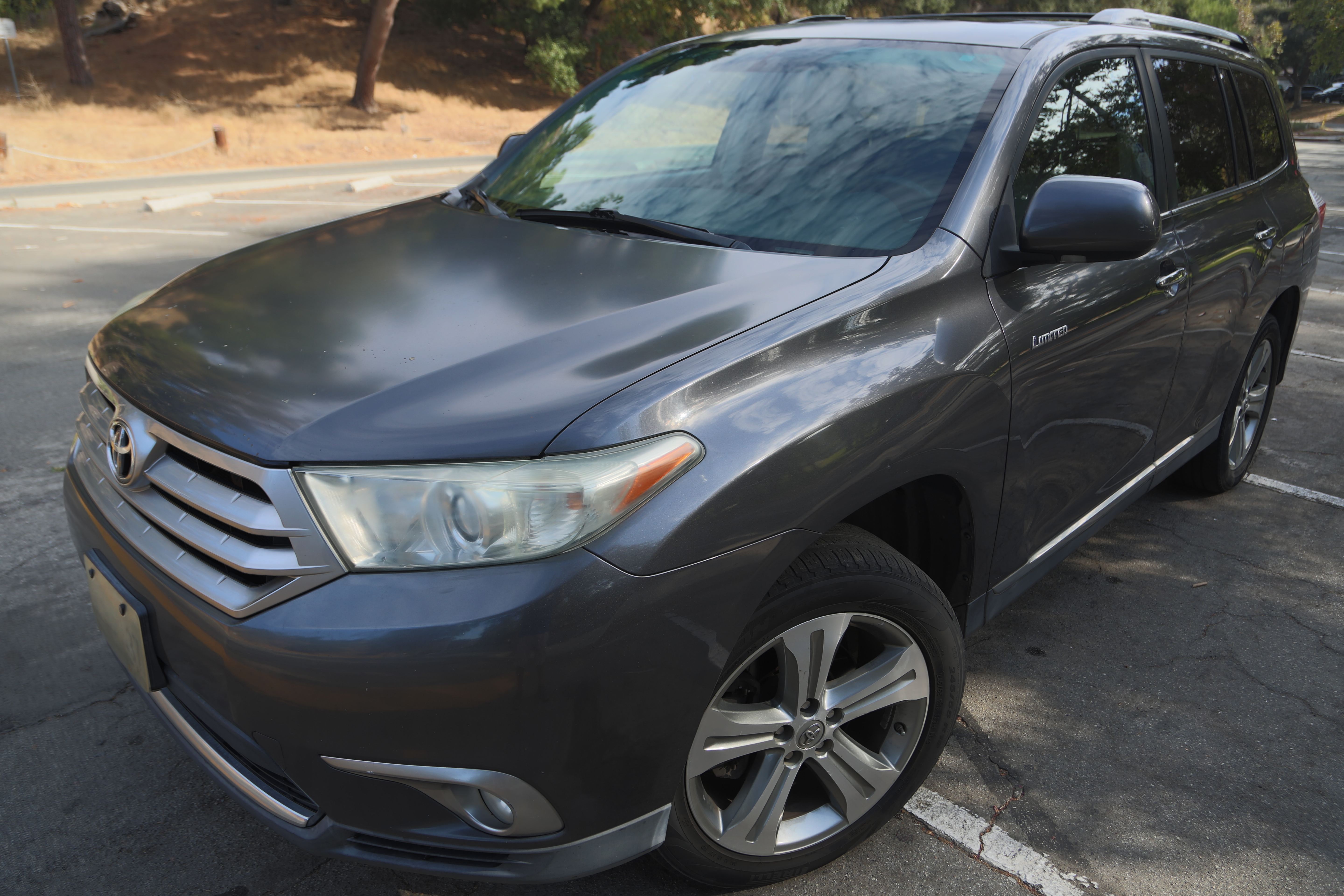 Used 2011 Toyota Highlander Limited w/ Tow Pkg FWD image 8