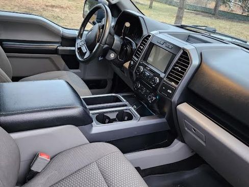 Used 2018 Ford F150 XLT w/ Equipment Group 302A Luxury image 9