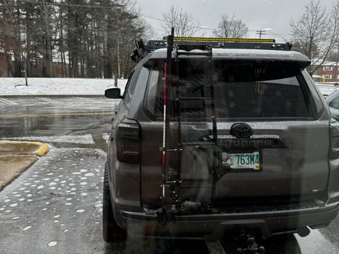 Used 2015 Toyota 4Runner Limited image 8