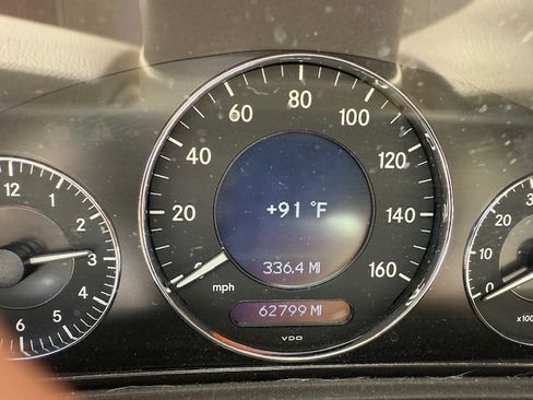 Used 2009 Mercedes-Benz CLK 350 Cabriolet image 10