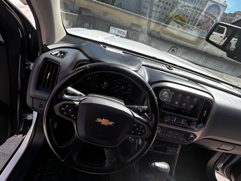 Used 2021 Chevrolet Colorado Z71 AWD/4WD image 13
