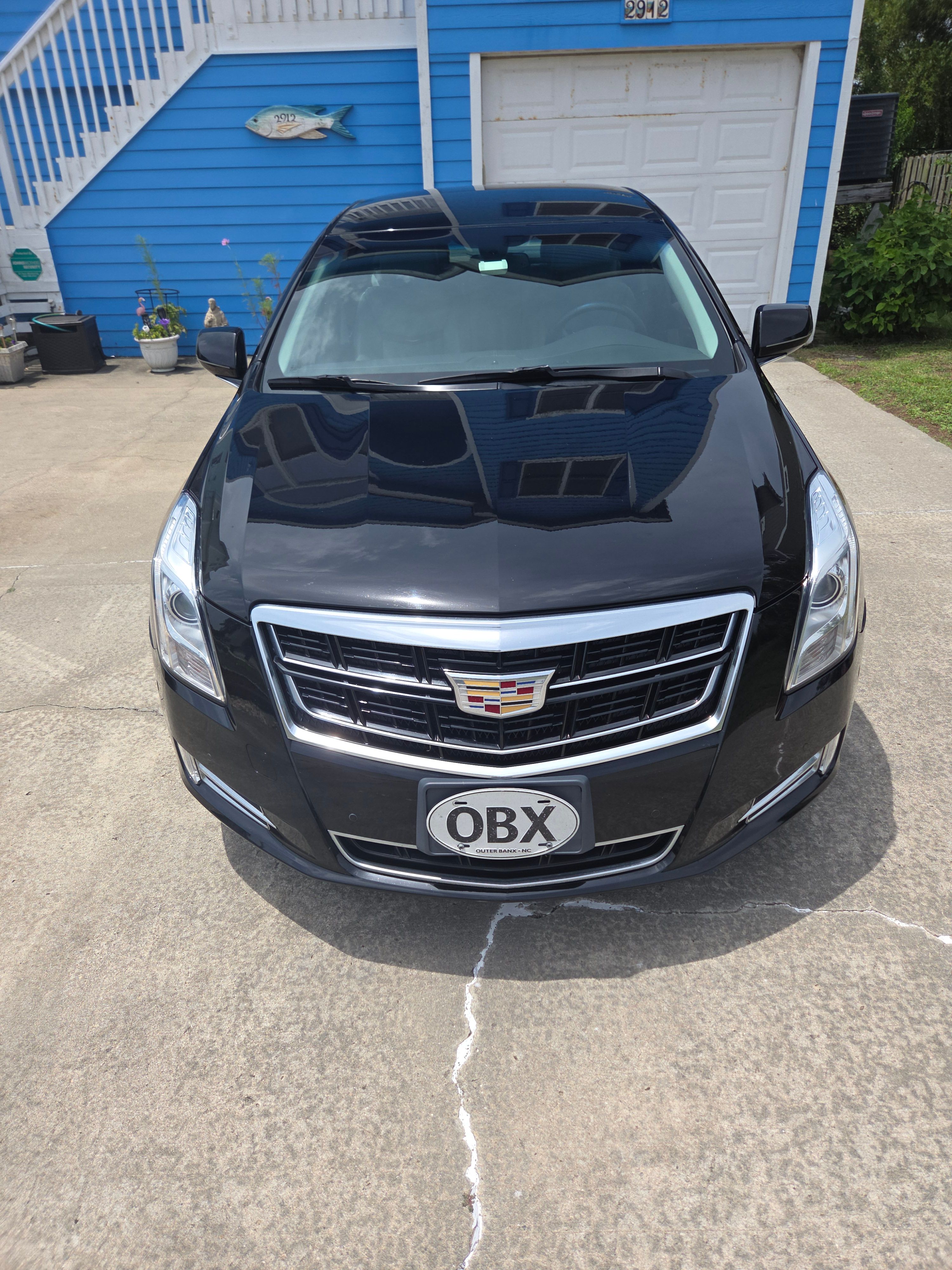 Used 2017 Cadillac XTS Luxury FWD image 2