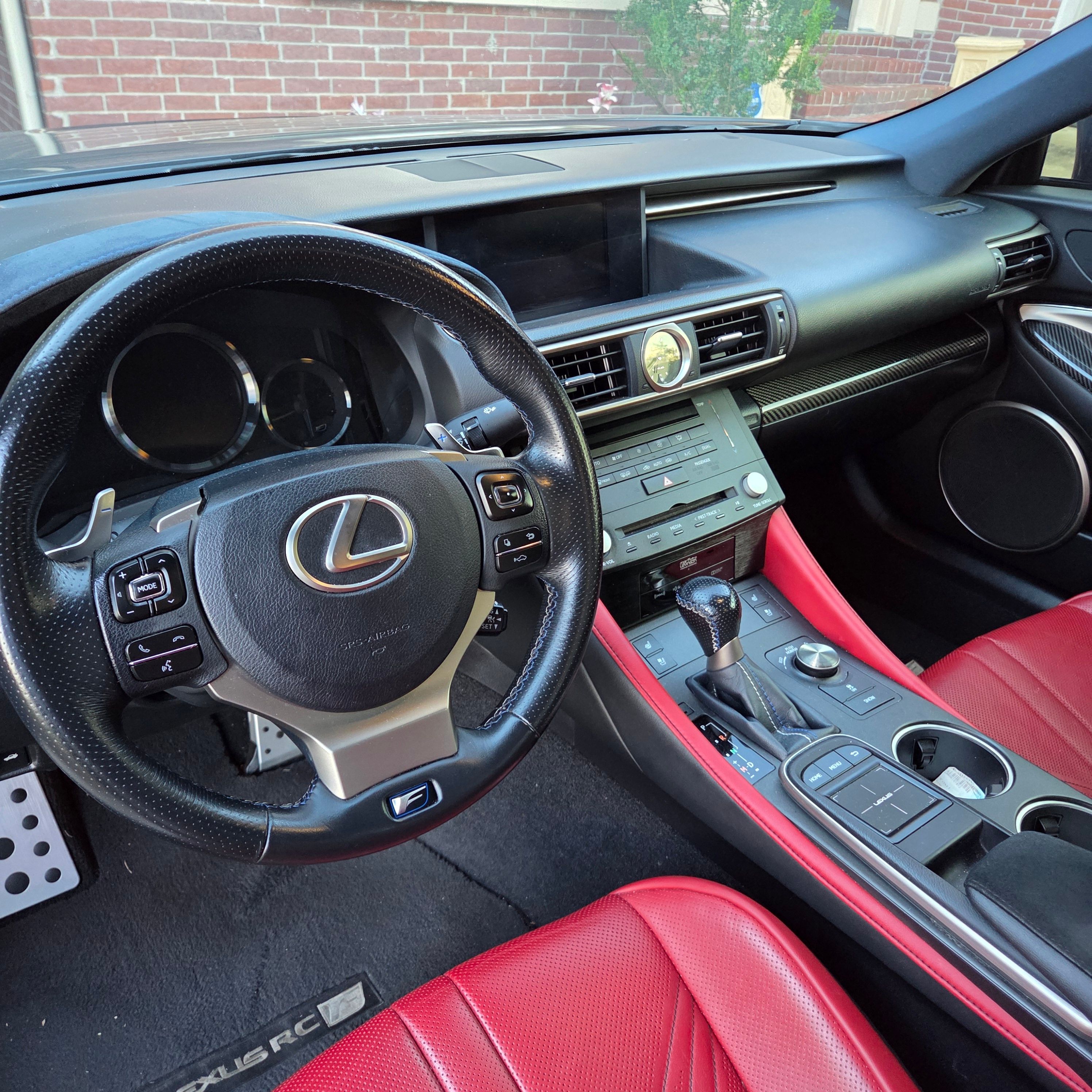 Used 2015 Lexus RC F w/ Premium Package RWD image 9