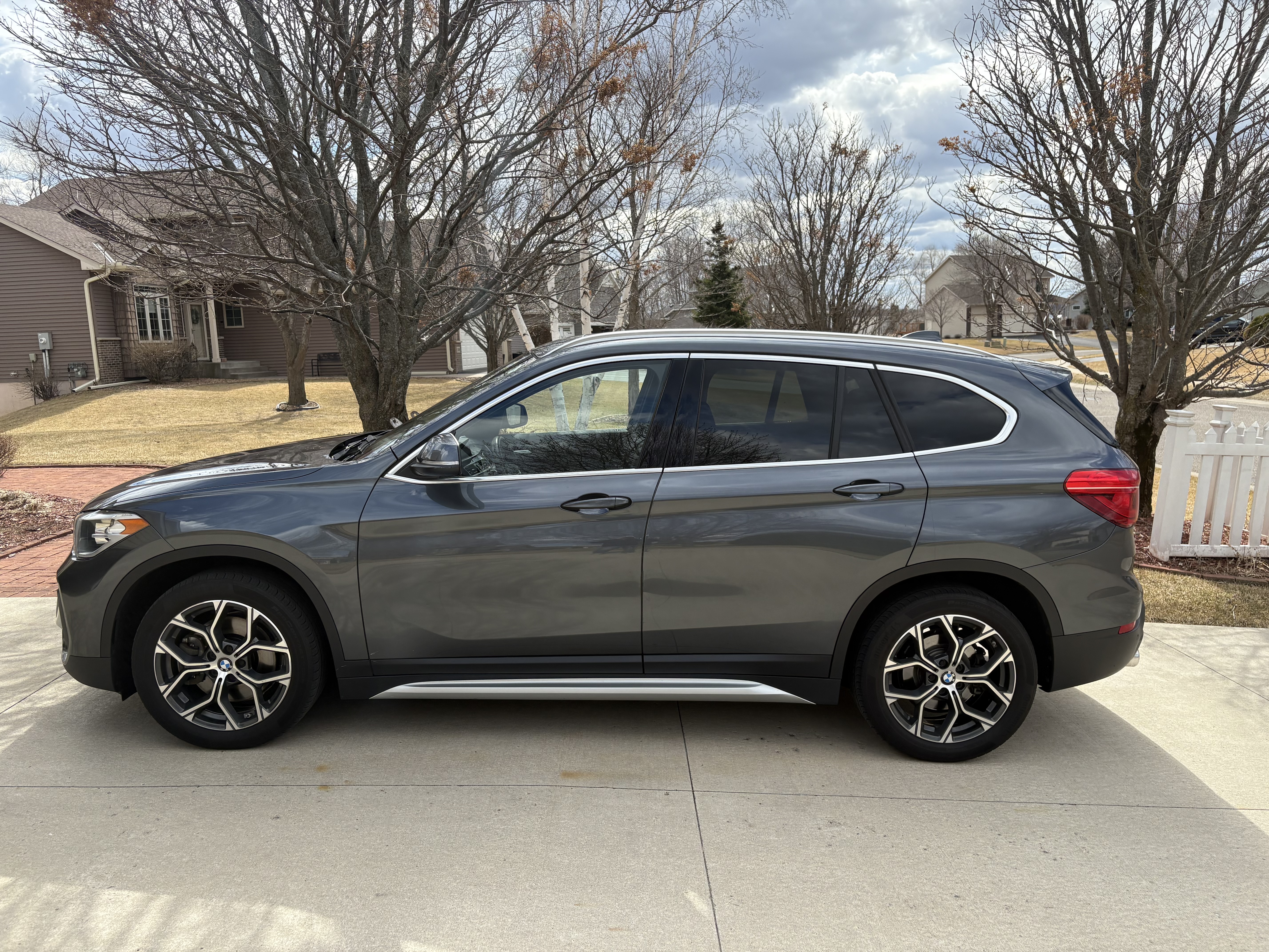 Used 2020 BMW X1 xDrive28i w/ Convenience Package AWD/4WD image 12