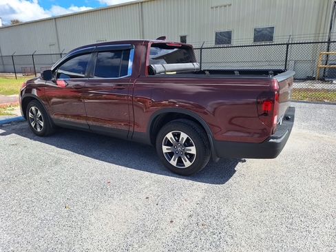 Used 2018 Honda Ridgeline RTL-T image 1