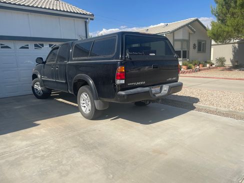 Used 2004 Toyota Tundra Limited AWD/4WD image 2