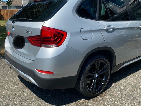 Used 2015 BMW X1 sDrive28i image 16