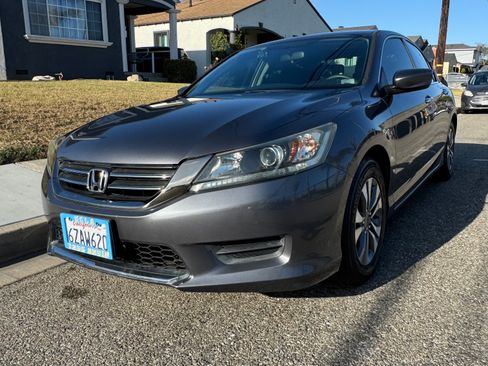 Used 2013 Honda Accord LX image 18