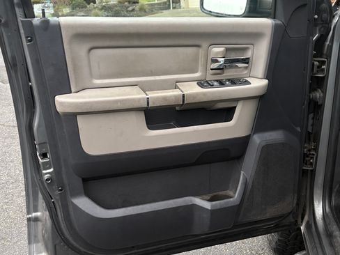 Used 2009 Dodge Ram 1500 Truck SLT image 14