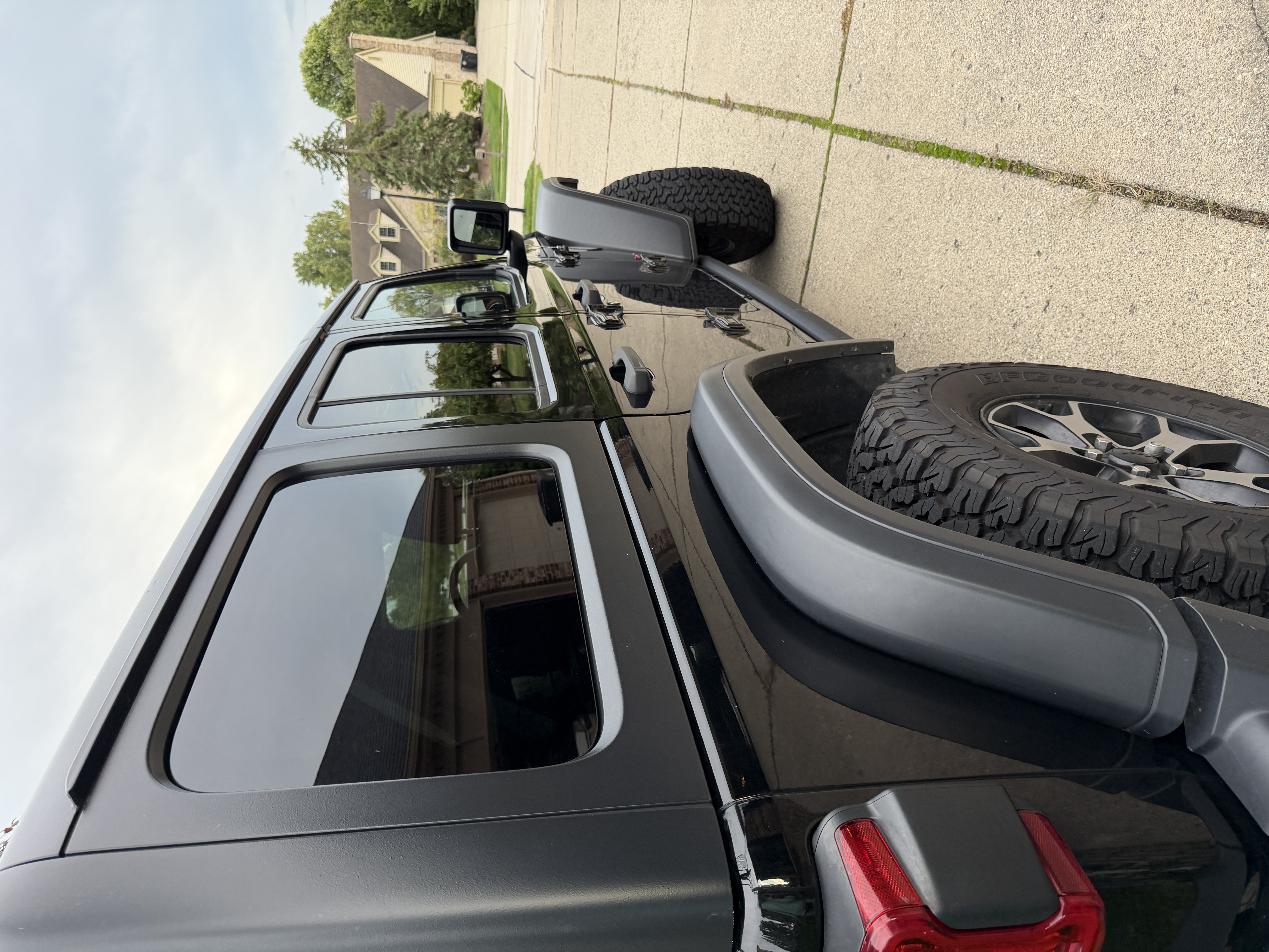 Used 2018 Jeep Wrangler Unlimited Rubicon AWD/4WD image 4