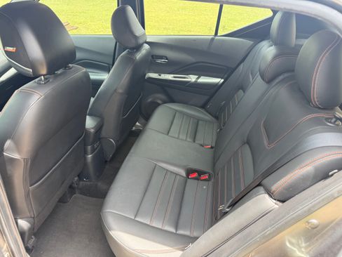 Used 2020 Nissan Kicks SR w/ SR Premium Package FWD image 11