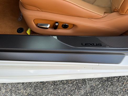 Used 2025 Lexus LC 500 Coupe w/ Dynamic Handling Package RWD image 21