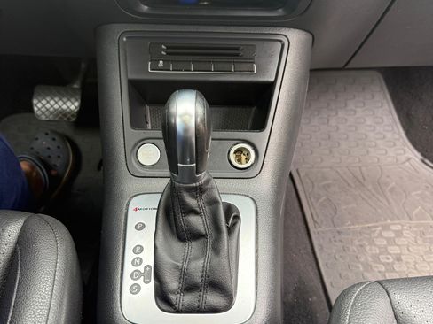Used 2015 Volkswagen Tiguan SEL AWD/4WD image 14