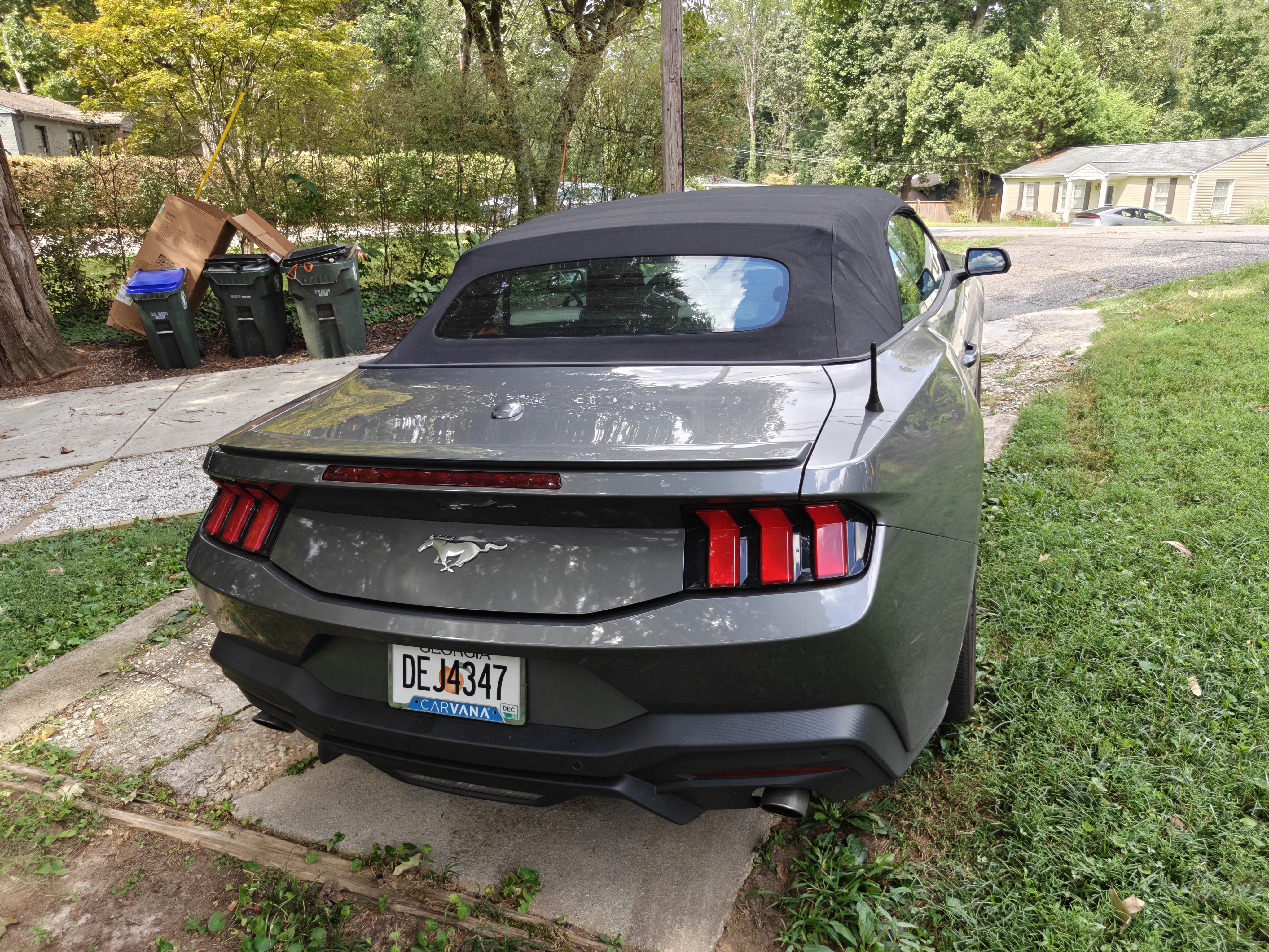 Used 2024 Ford Mustang Premium RWD image 12