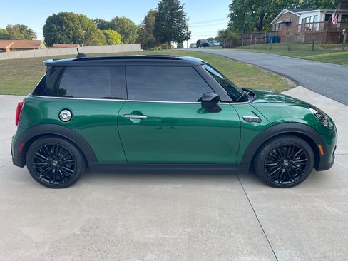 Used 2024 MINI Cooper S FWD image 2