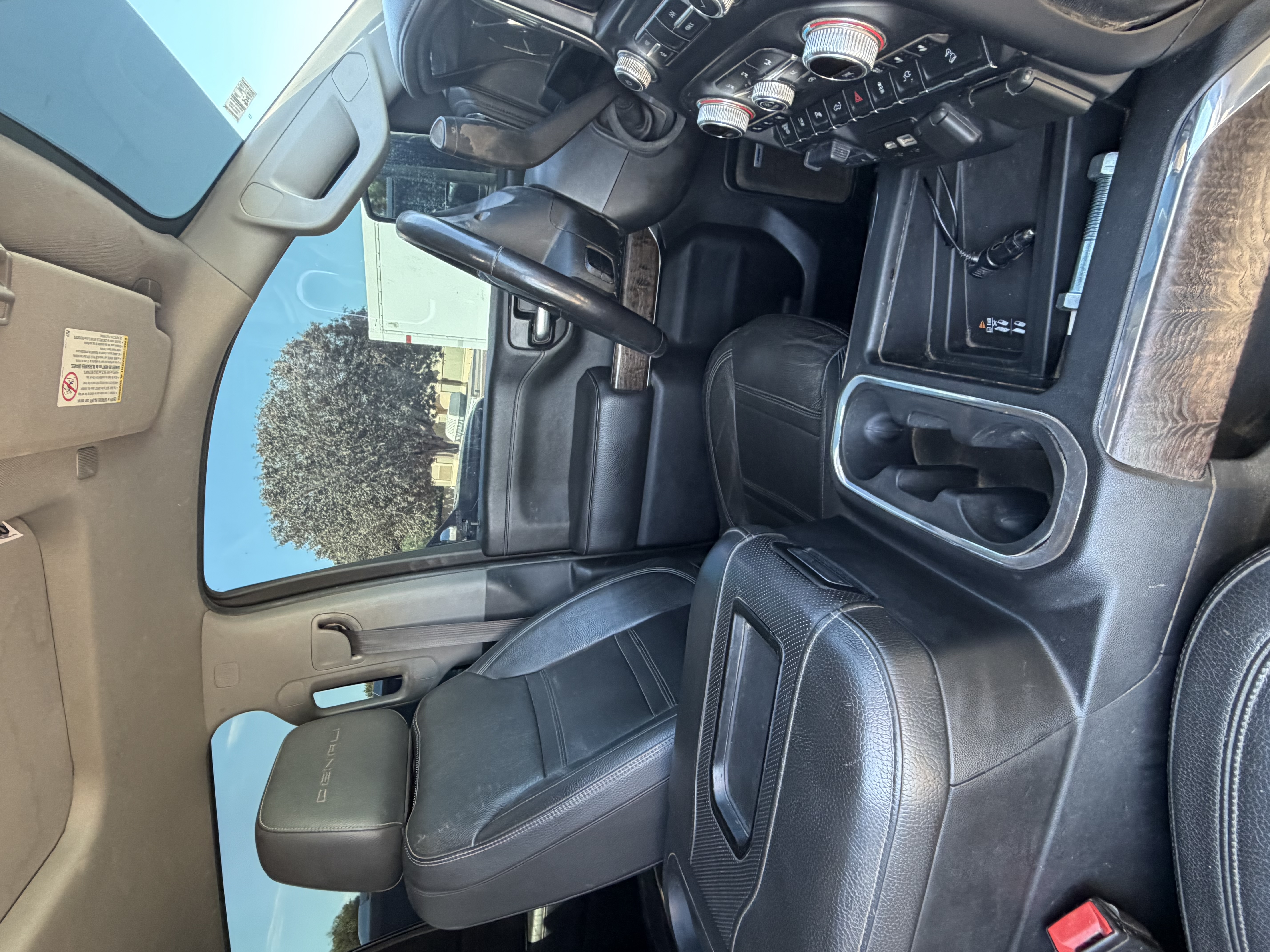 Used 2020 GMC Sierra 3500 Denali w/ Denali Ultimate Package AWD/4WD image 5