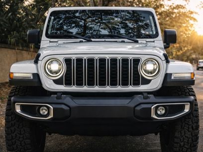 Used 2025 Jeep Wrangler Unlimited Sahara w/ Safety Group