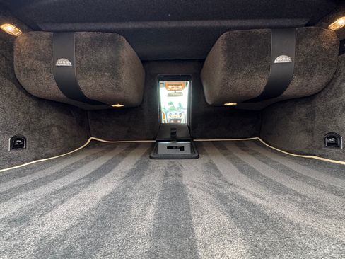 Used 2014 Bentley Flying Spur W12 image 16