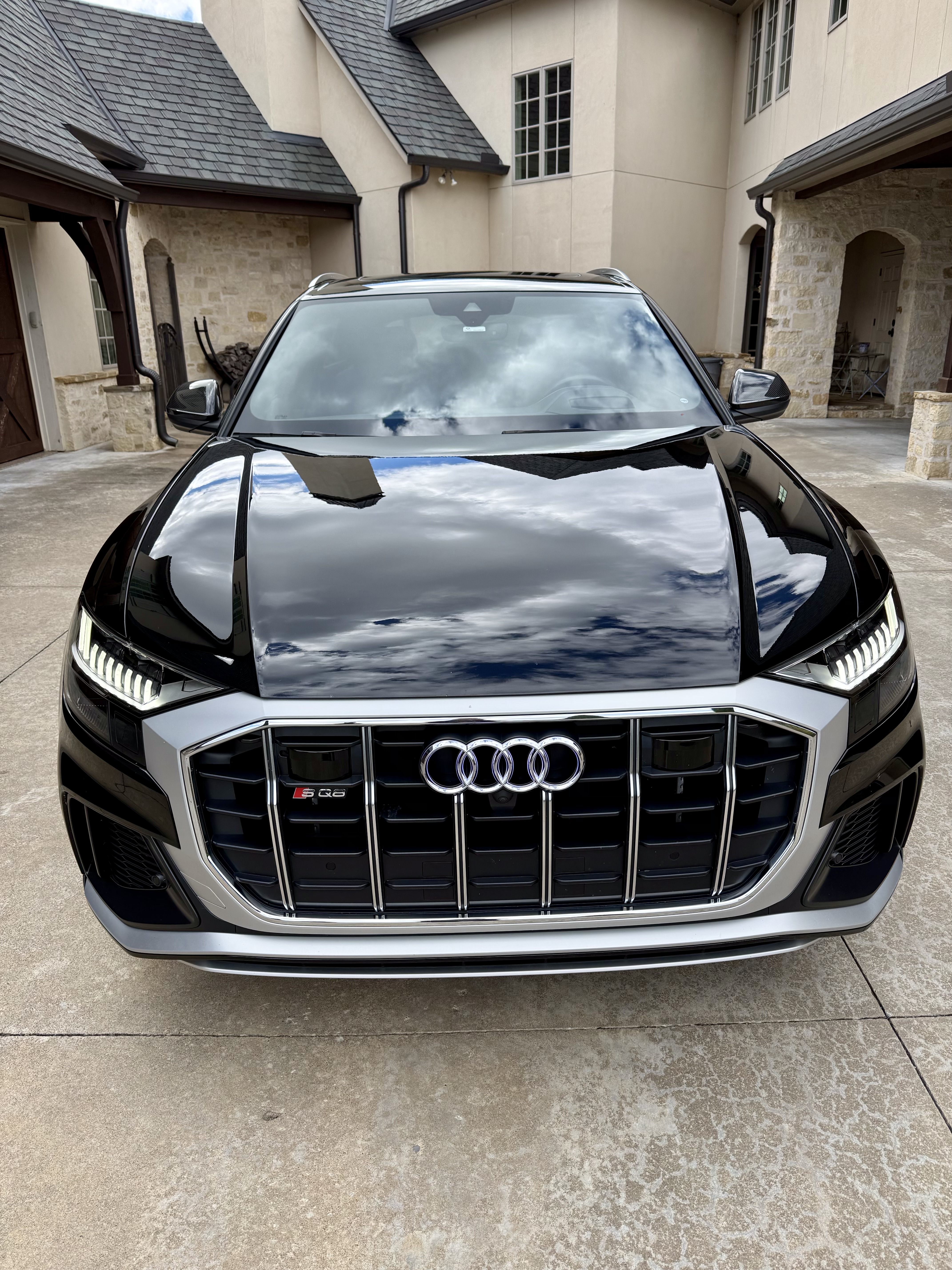 Used 2022 Audi SQ8 Prestige AWD/4WD image 4