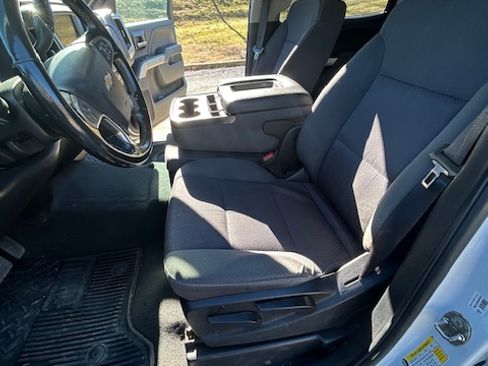 Used 2019 Chevrolet Silverado 2500 LT image 10
