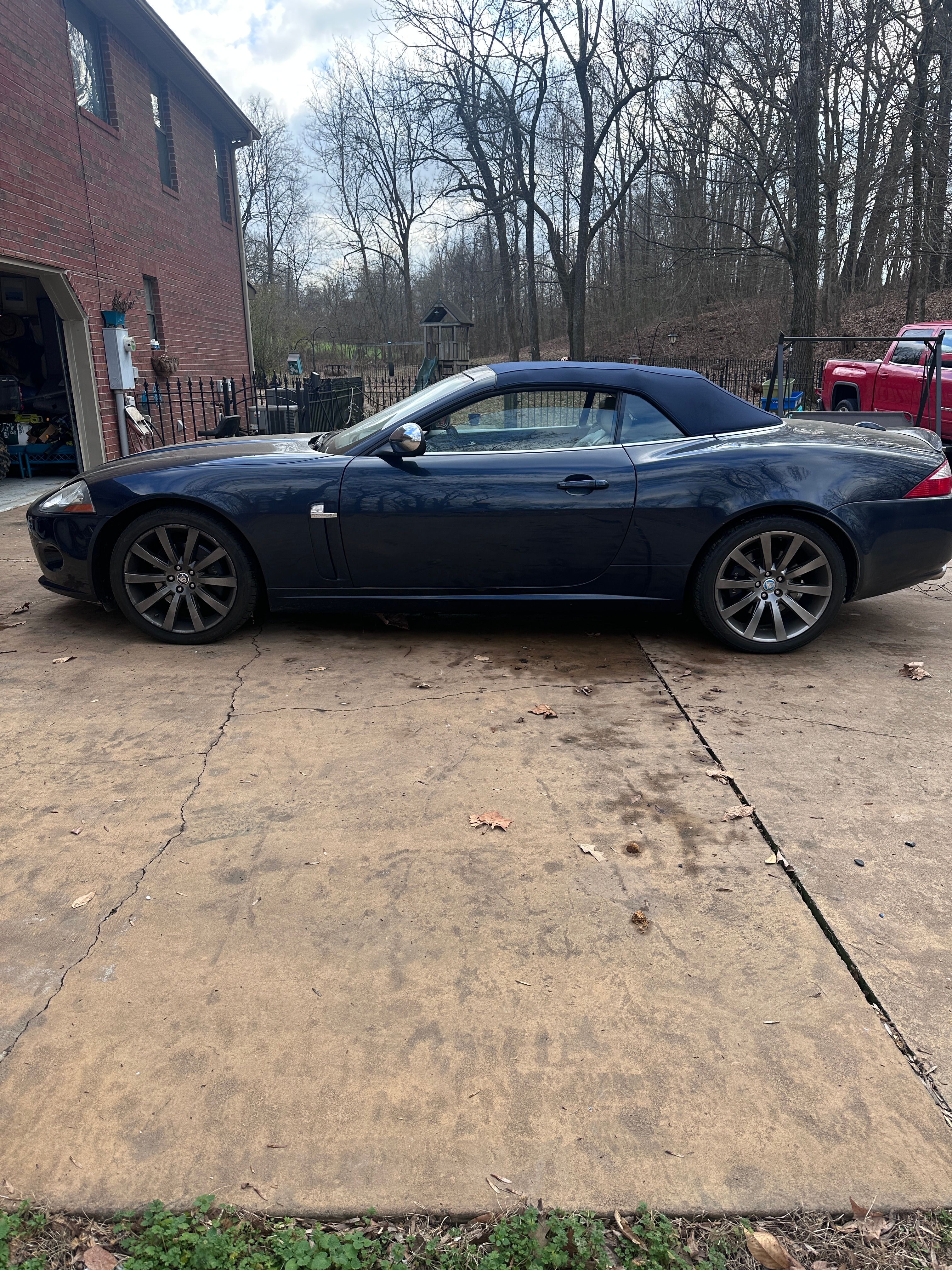Used 2007 Jaguar XK Convertible RWD image 4