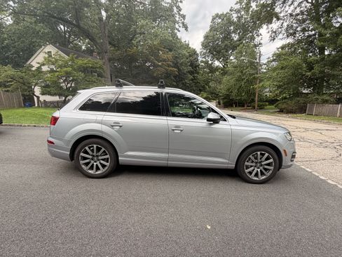 Used 2019 Audi Q7 3.0T Premium Plus w/ Premium Plus Package AWD/4WD image 5