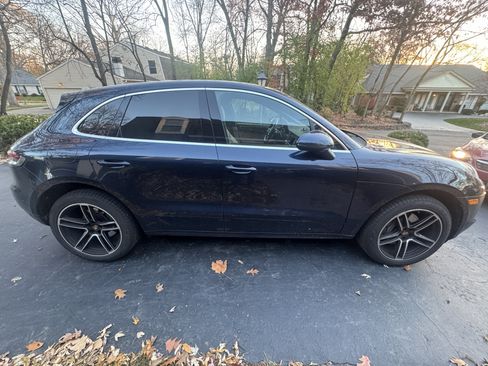 Used 2019 Porsche Macan S image 4