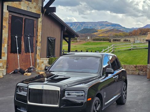Used 2019 Rolls-Royce Cullinan image 4