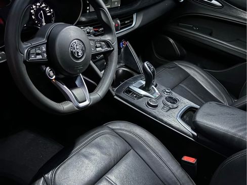Used 2020 Alfa Romeo Stelvio w/ Nero Edizione image 8